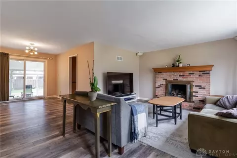 4332 Ackerman Blvd, Dayton, OH 45429 photo 4