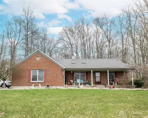 2184 Crawford Toms Run Rd, Brookville, OH 45309