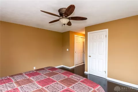 919 Laurelwood Rd, Kettering, OH 45419 photo 24