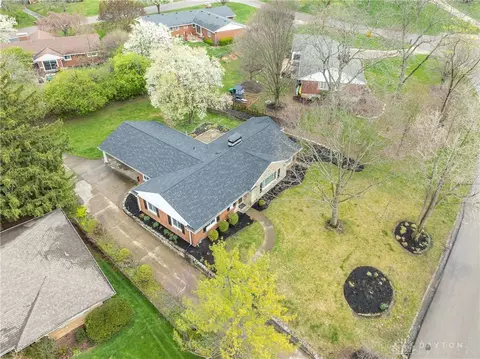 919 Laurelwood Rd, Kettering, OH 45419 photo 31