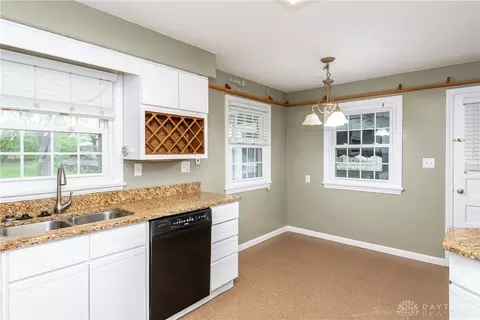 919 Laurelwood Rd, Kettering, OH 45419 photo 12