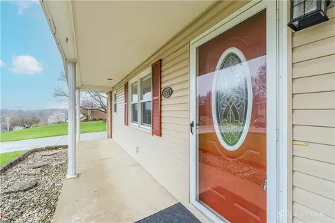 653 Ridgeway Dr, Sidney, OH 45365 photo 3