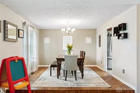 7284 Tamarind Trl, Dayton, OH 45459 photo 10