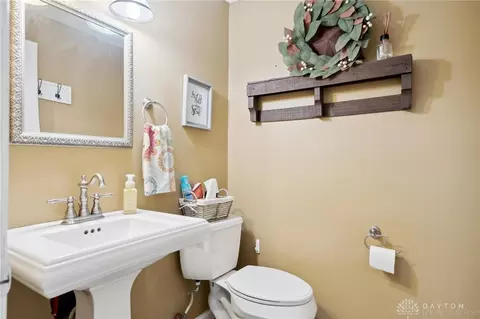 7284 Tamarind Trl, Dayton, OH 45459 photo 22