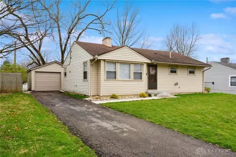 2961 Prentice Dr, Dayton, OH 45420