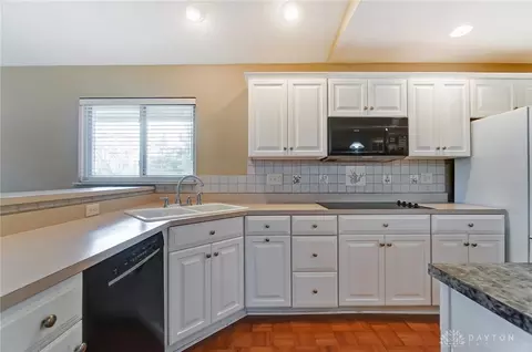 4540 Wing View Ln, Kettering, OH 45429 photo 16