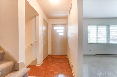4540 Wing View Ln, Kettering, OH 45429 photo 5