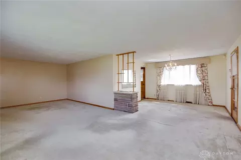 2022 W Mile Rd, Springfield, OH 45503 photo 10