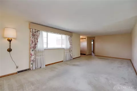 2022 W Mile Rd, Springfield, OH 45503 photo 9