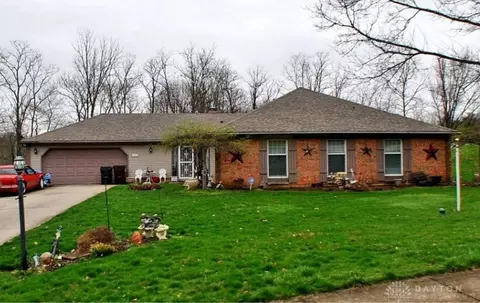6860 Sycamore Creek Ct, Centerville, OH 45459
