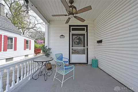 6144 Cedar Ave, Cincinnati, OH 45216 photo 3