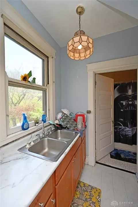 6144 Cedar Ave, Cincinnati, OH 45216 photo 13