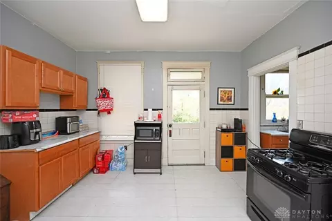 6144 Cedar Ave, Cincinnati, OH 45216 photo 9
