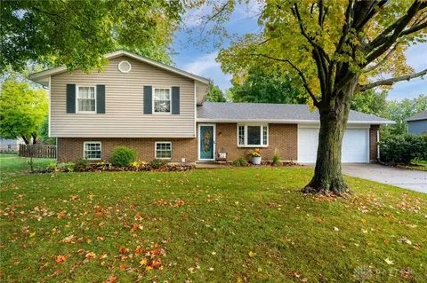 309 Shirley Ann Dr, Dayton, OH 45458