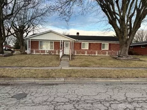 401 Vaniman Ave, Dayton, OH 45426