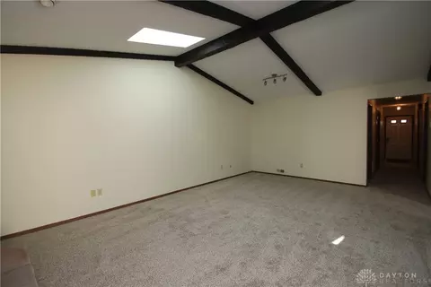 784 Pine Needles Dr, Centerville, OH 45458 photo 3