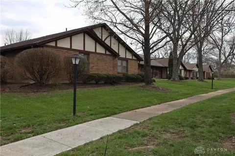 784 Pine Needles Dr, Centerville, OH 45458 photo 31