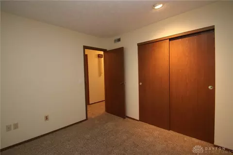 784 Pine Needles Dr, Centerville, OH 45458 photo 14