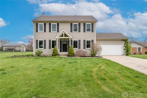 518 Terrace Creek Ct, Lebanon, OH 45036