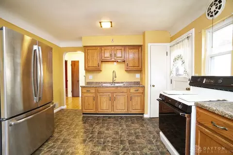 7805 Perry St, Cincinnati, OH 45231 photo 11