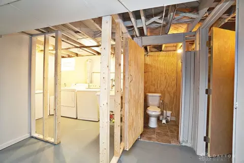 7805 Perry St, Cincinnati, OH 45231 photo 28