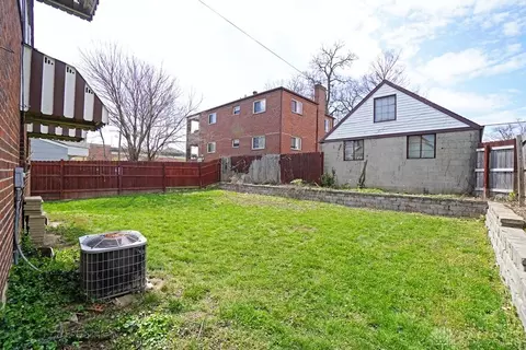 7805 Perry St, Cincinnati, OH 45231 photo 32