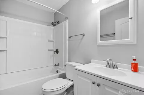 2564 Talisman Dr, Kettering, OH 45420 photo 17