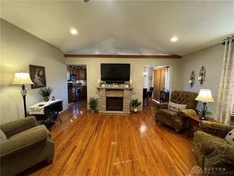 7488 Dian Dr, Franklin, OH 45005 photo 16