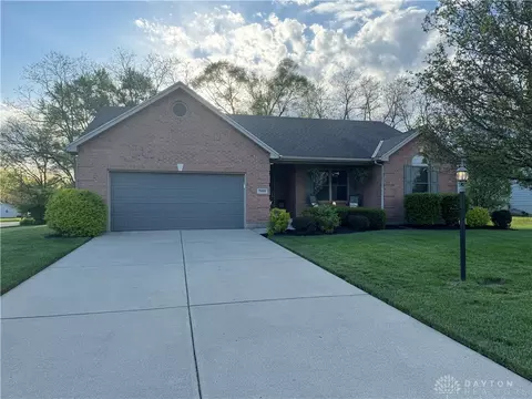7488 Dian Dr, Franklin, OH 45005