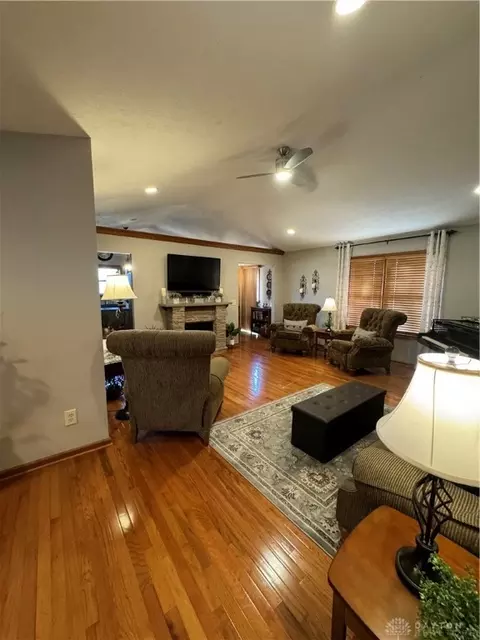 7488 Dian Dr, Franklin, OH 45005 photo 12