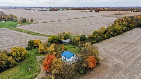 4531 Camden Sugar Valley Dr, Eaton, OH 45320