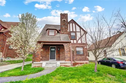 141 E Beechwood Ave, Dayton, OH 45405