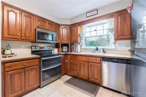 101 Davis Rd, Centerville, OH 45459 photo 7