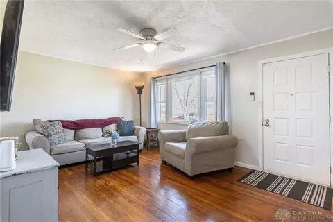 2332 Carew Ave, Kettering, OH 45420 photo 2