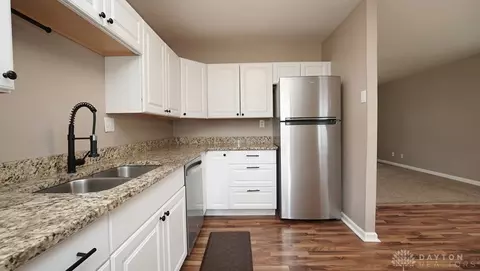 1007 Garnoa Dr, Cincinnati, OH 45231 photo 8
