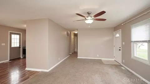 1007 Garnoa Dr, Cincinnati, OH 45231 photo 4