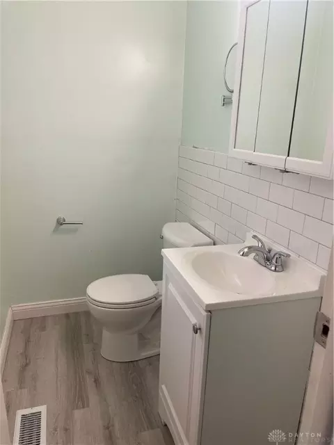990 W Sparrow Rd, Springfield, OH 45502 photo 7