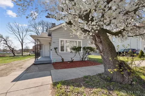 1081 S 2nd St, Hamilton, OH 45011