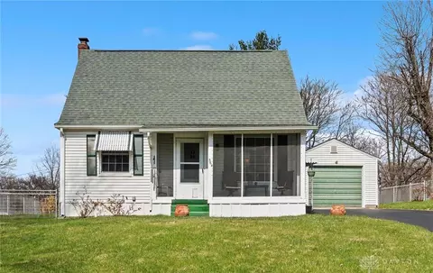 364 Thelma Ave, Xenia, OH 45385