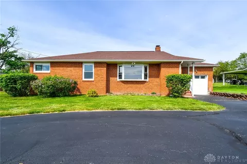 4587 Byron Rd, Fairborn, OH 45324