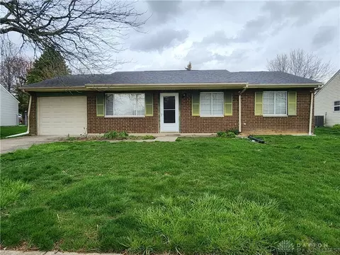 2515 New Castle Dr, Troy, OH 45373
