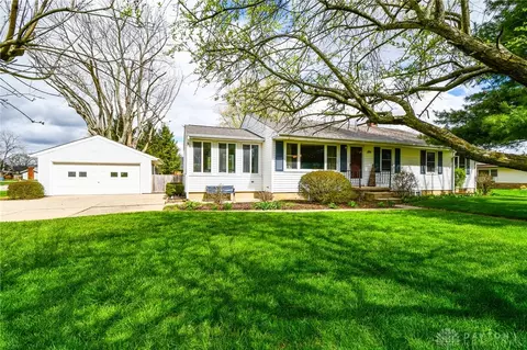 184 Ann Dr, Xenia, OH 45385