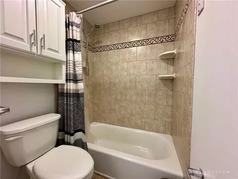 2253 E Whipp Rd, Kettering, OH 45440 photo 22