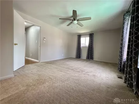 2253 E Whipp Rd, Kettering, OH 45440 photo 24