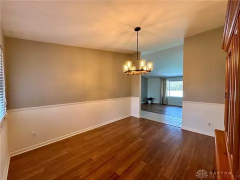 2253 E Whipp Rd, Kettering, OH 45440 photo 7