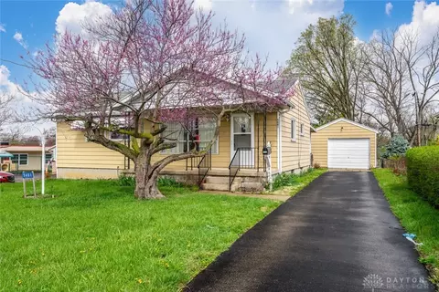 5401 Burkhardt Rd, Dayton, OH 45431