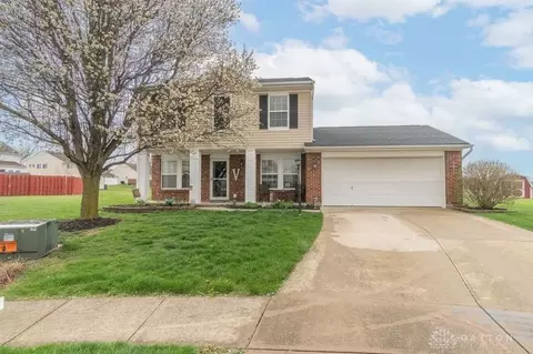 9915 Sawgrass Ln, Piqua, OH 45356