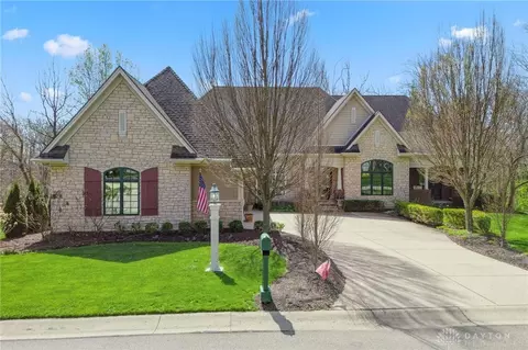 3893 Sable Ridge Dr, Bellbrook, OH 45305