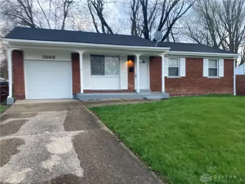 1845 Sevenhills Dr, Springfield, OH 45240