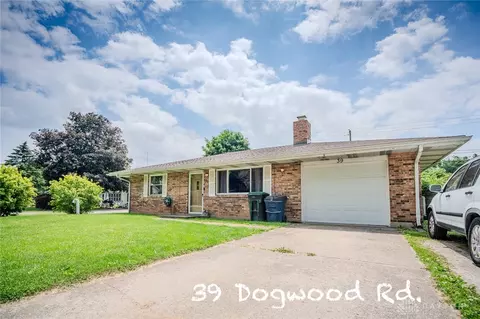 39 Dogwood Rd, Medway, OH 45341